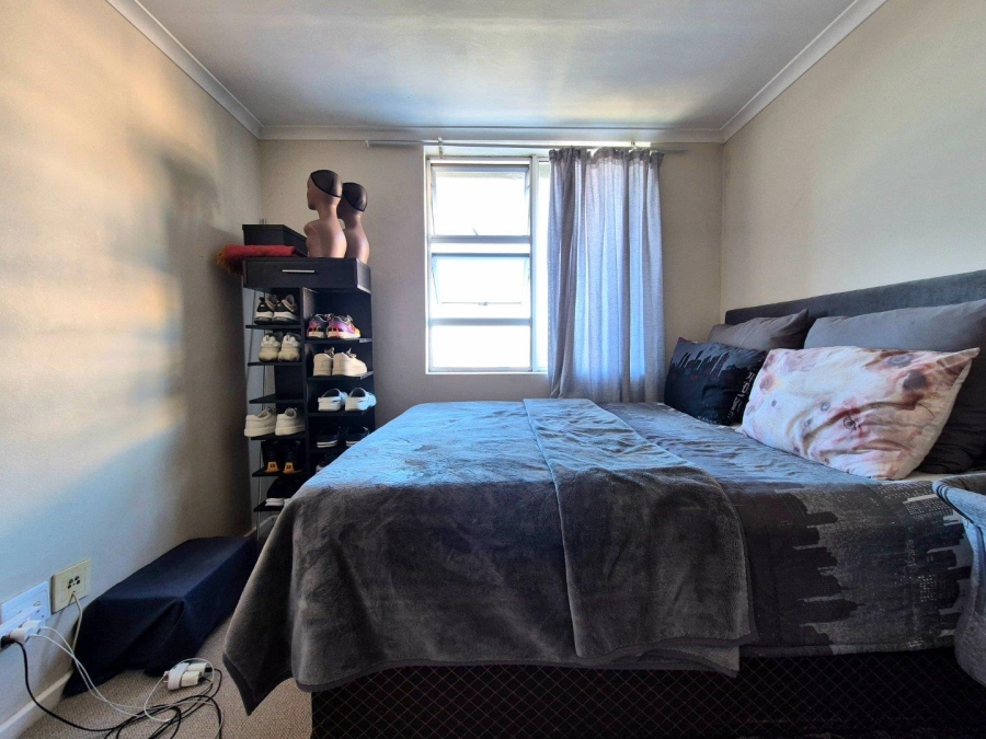 To Let 2 Bedroom Property for Rent in Wynberg Western Cape